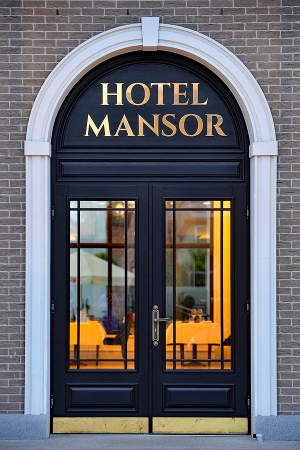 Hotel Mansor ゾンブキ エクステリア 写真